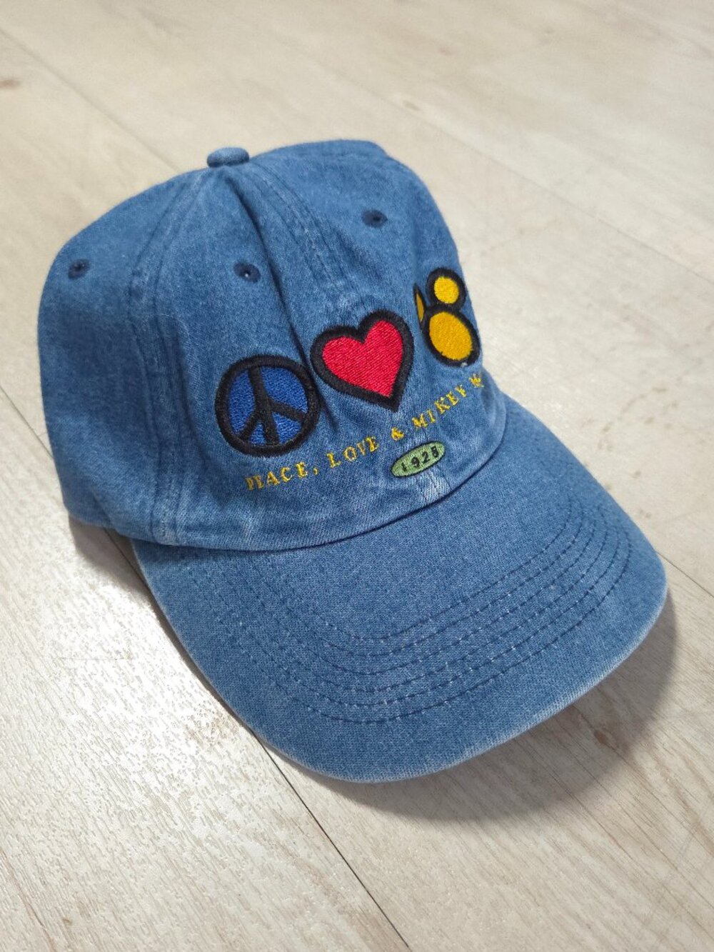 Vintage 90s Peace Love Mickey Disney Hat - Picture 9 of 9